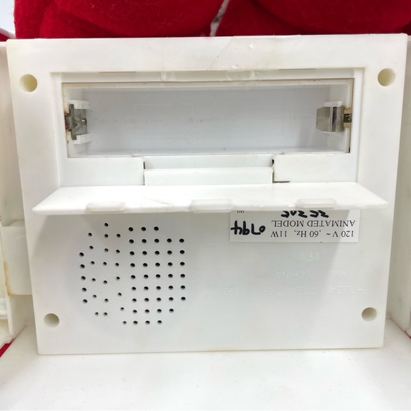 Holiday Creations Animated Musical Santa Figure - Picture 8 of 14